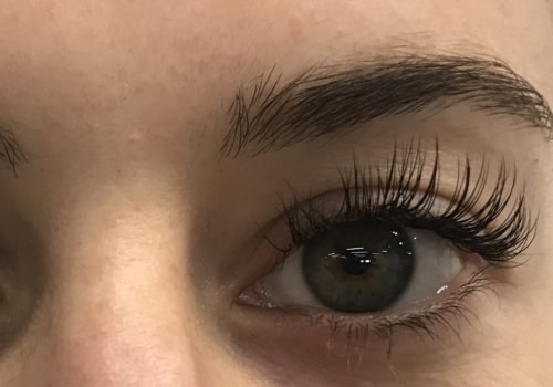 Are synthetic or mink lashes better?